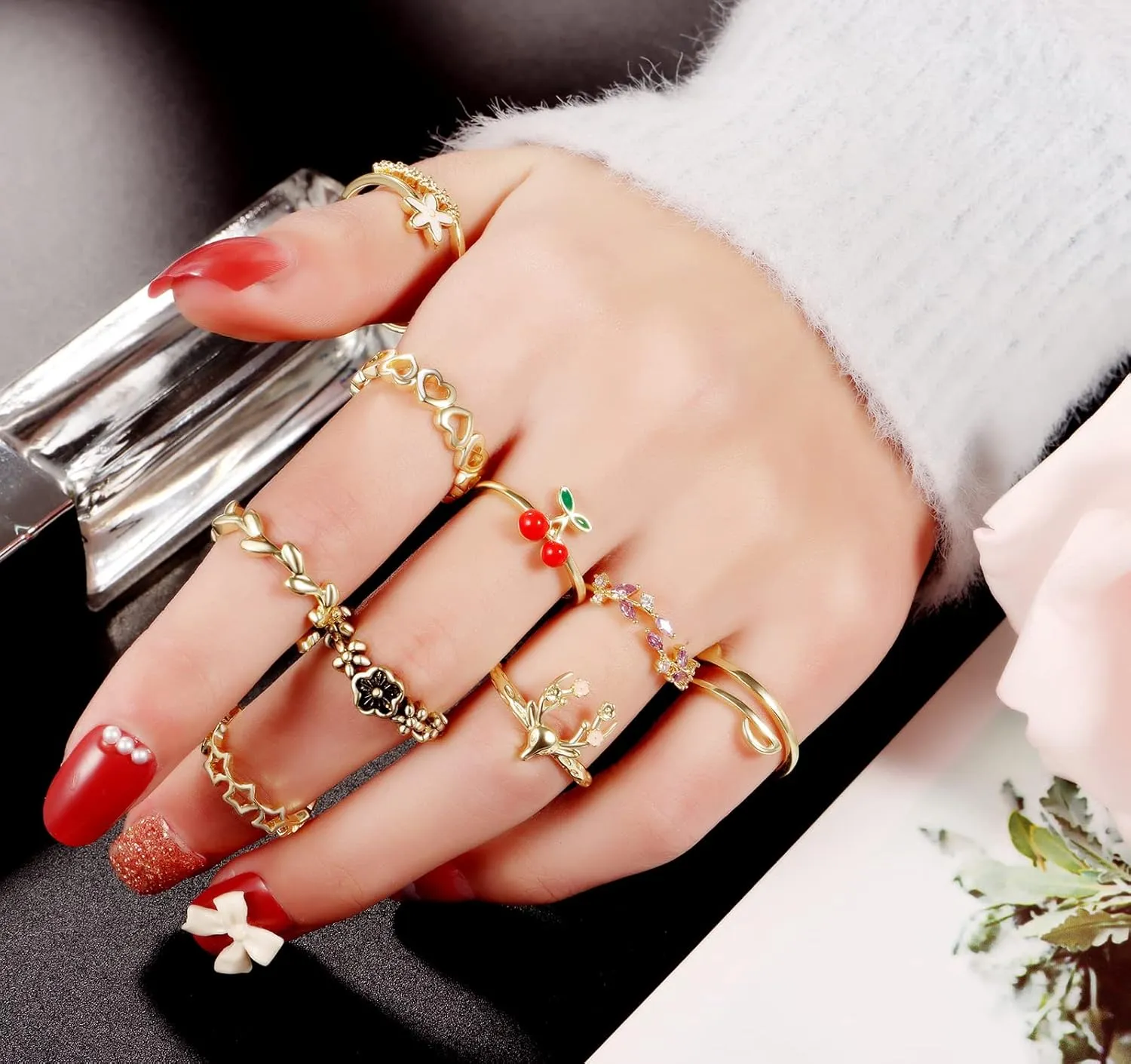 20 Pcs Adjustable Rings Set for Women - Finger Rings Pack Stackable Rings for Teens- Cute Rings for Teen Girls -in Gold and Silver Tone