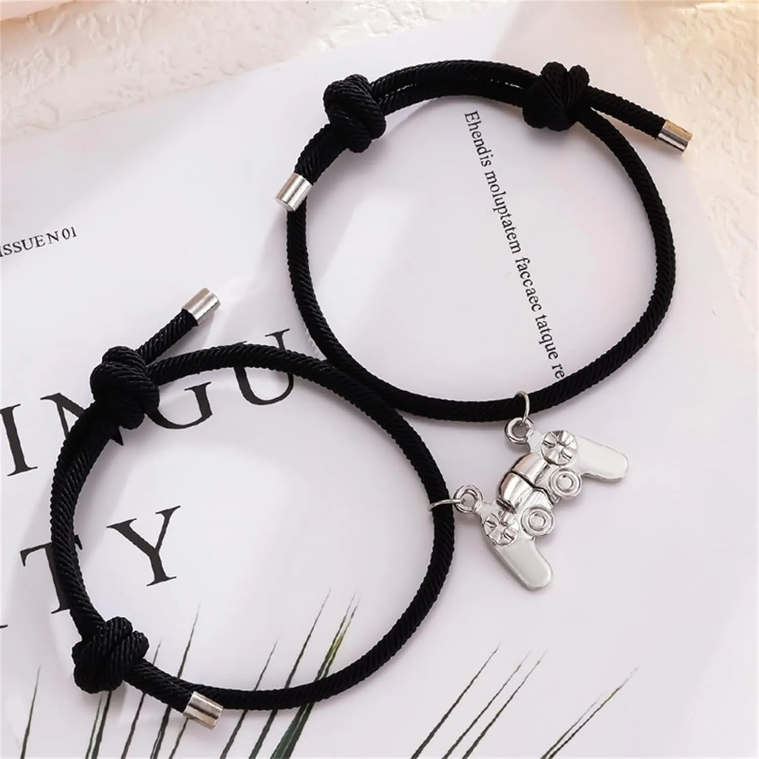 2Pcs Game Controller Bracelets for Women Men Fashion Red And Black Matching Adjustable Rope Couples Bracelets Console Handle Pendant for Couple Best Friends Punk Vintage Bracelets Friendship Gift Jewelry