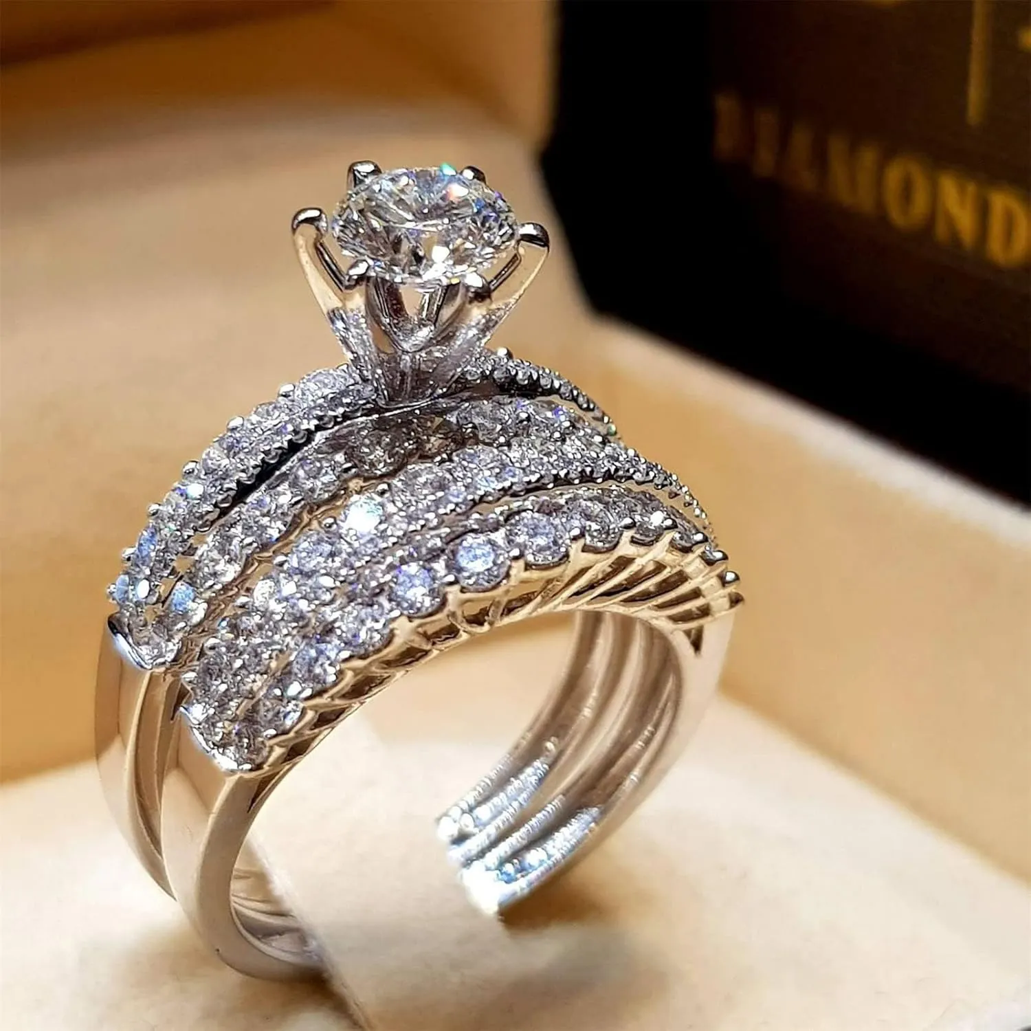 2Pcs Luxury Diamond Couple Rings, Exquisite Stackable Ring Wedding Ring Classic Women's Sparkly Zircon Set Rings Gift