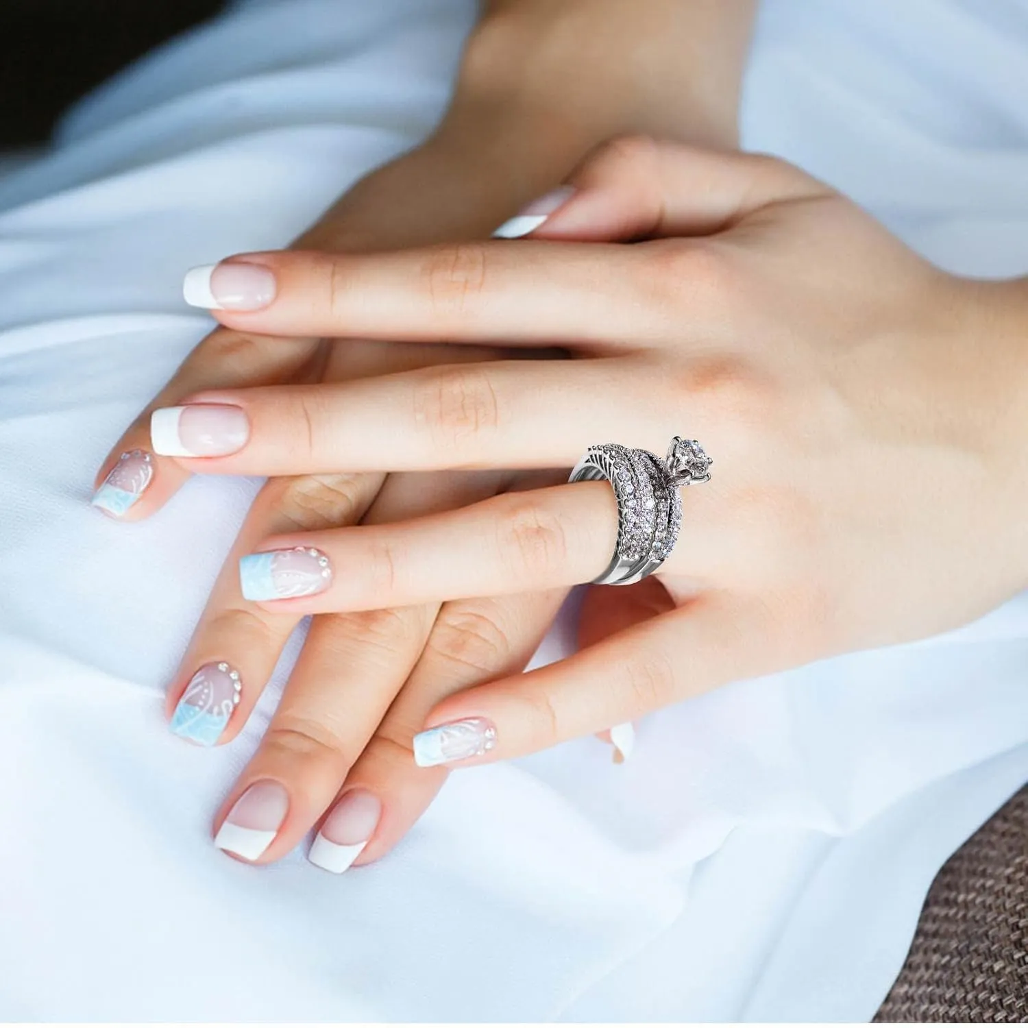 2Pcs Luxury Diamond Couple Rings, Exquisite Stackable Ring Wedding Ring Classic Women's Sparkly Zircon Set Rings Gift