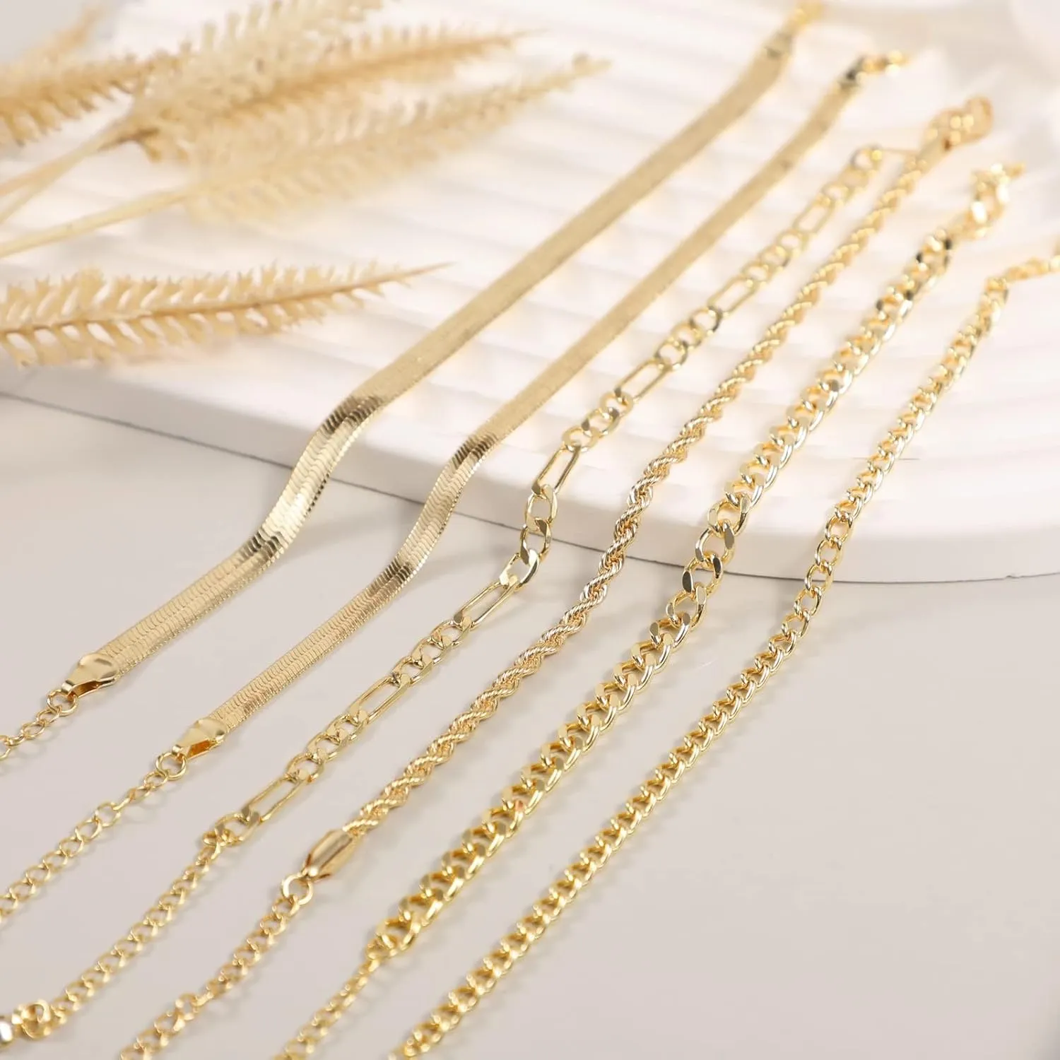 BERISO Gold Bracelets Sets for Women 14K Gold Plated Cuban Link Paperclip Chain Adjustable Layered Metal Link Bracelet Set Dainty Bracelet Pack Gifts for Women
