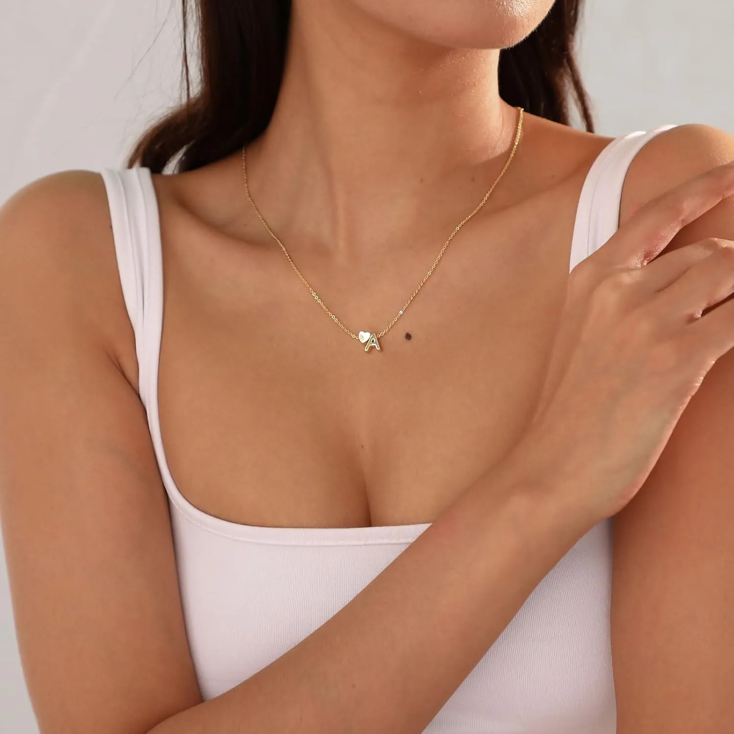 CAROVO Gold Heart Initial Necklaces for Women Letter A To Z Simple Cute 14K Gold Plated Necklace Dainty Heart Necklace Tiny Gold Initial Necklaces Birthday Gifts for Women