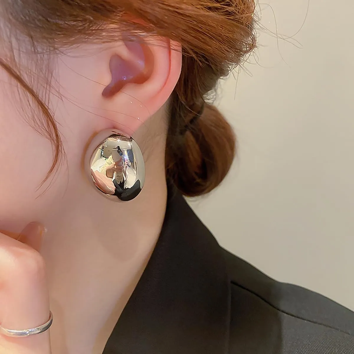 Chunky Gold Round Earrings for Women Lightweight Hypoallergenic Gold Statement Earrings Trendy Teardrop Earrings Vintage Geometric Earrings Dainty Jewelry Gifts