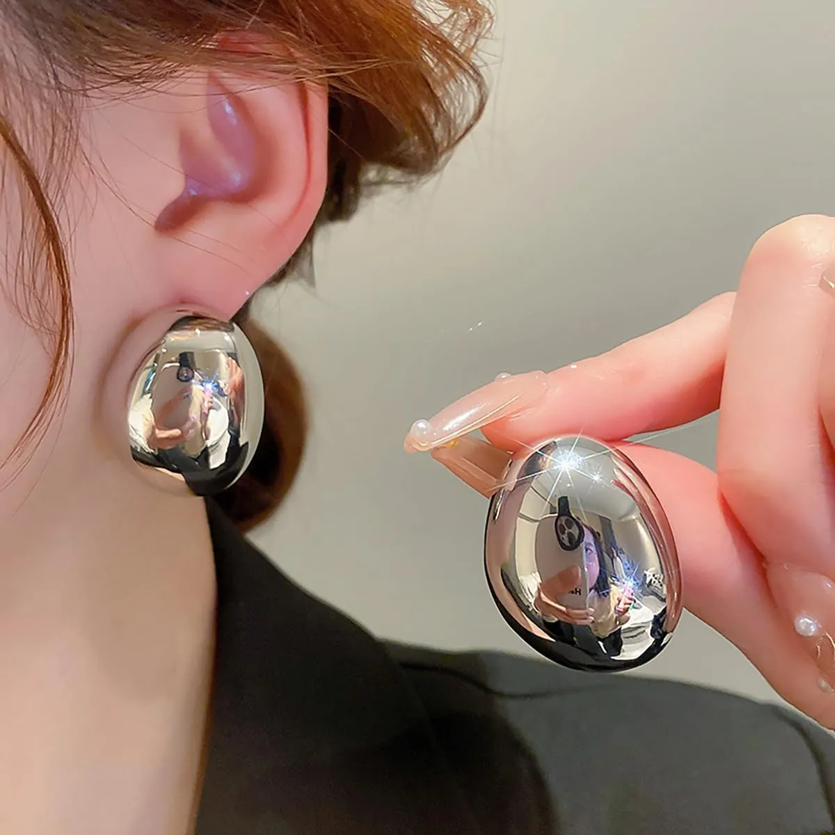 Chunky Gold Round Earrings for Women Lightweight Hypoallergenic Gold Statement Earrings Trendy Teardrop Earrings Vintage Geometric Earrings Dainty Jewelry Gifts