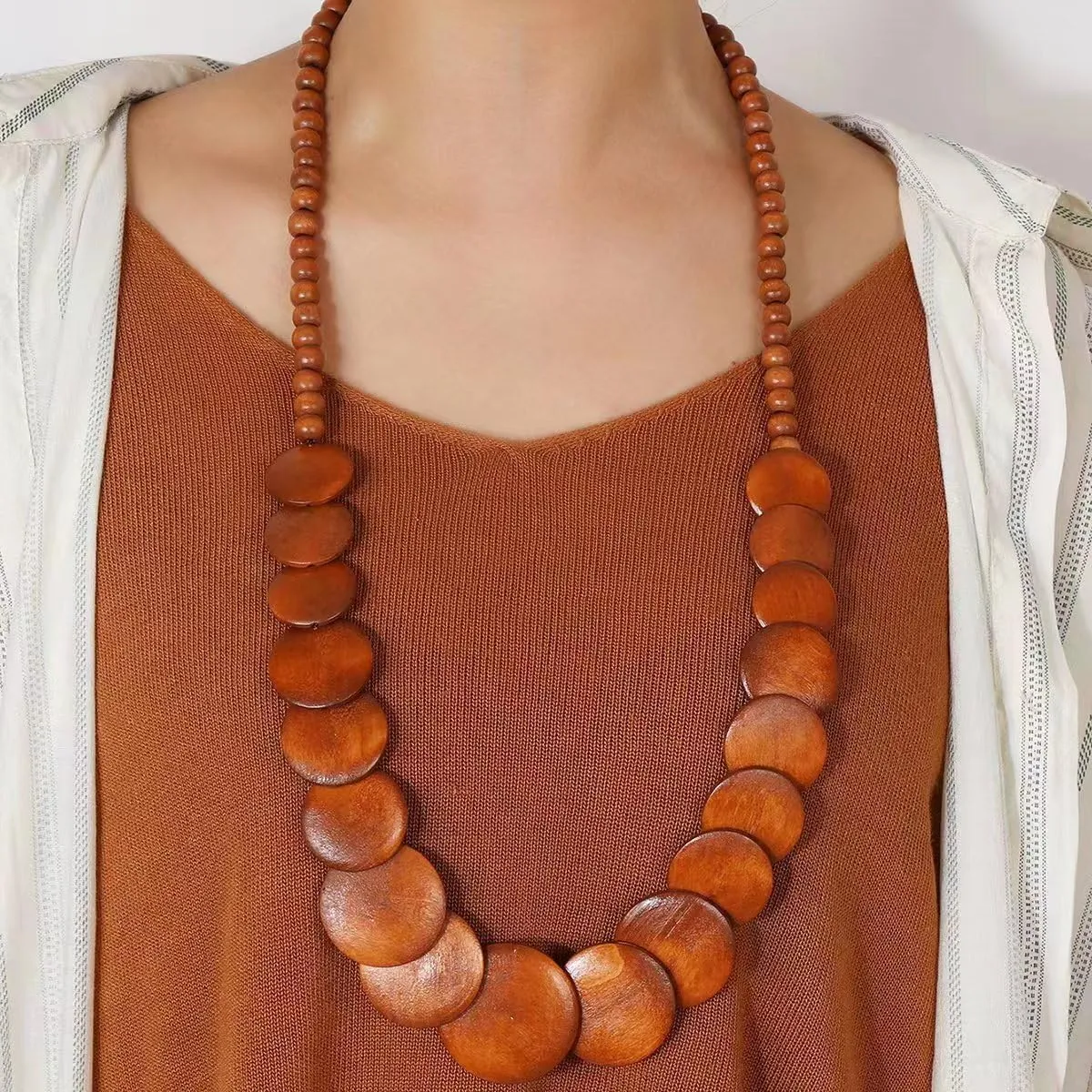 COLORFUL BLING Natural Chunky Wooden Beads Statement Necklace Boho African Tribal Collar Choker Bib Necklace Hippie Vacation Jewelry for Unisex Men Women