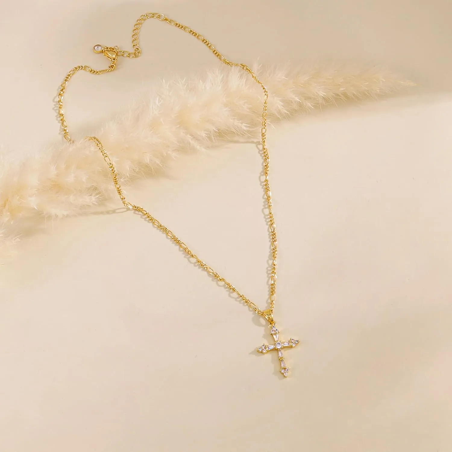 Cross Necklace for Women,14k Dainty Gold Plated Cross Necklaces Simple Cross Pendant Necklaces for Women Trendy Small Gold Cross Charm Necklace Cute Choker Necklace for Women Gold Jewelry Gifts