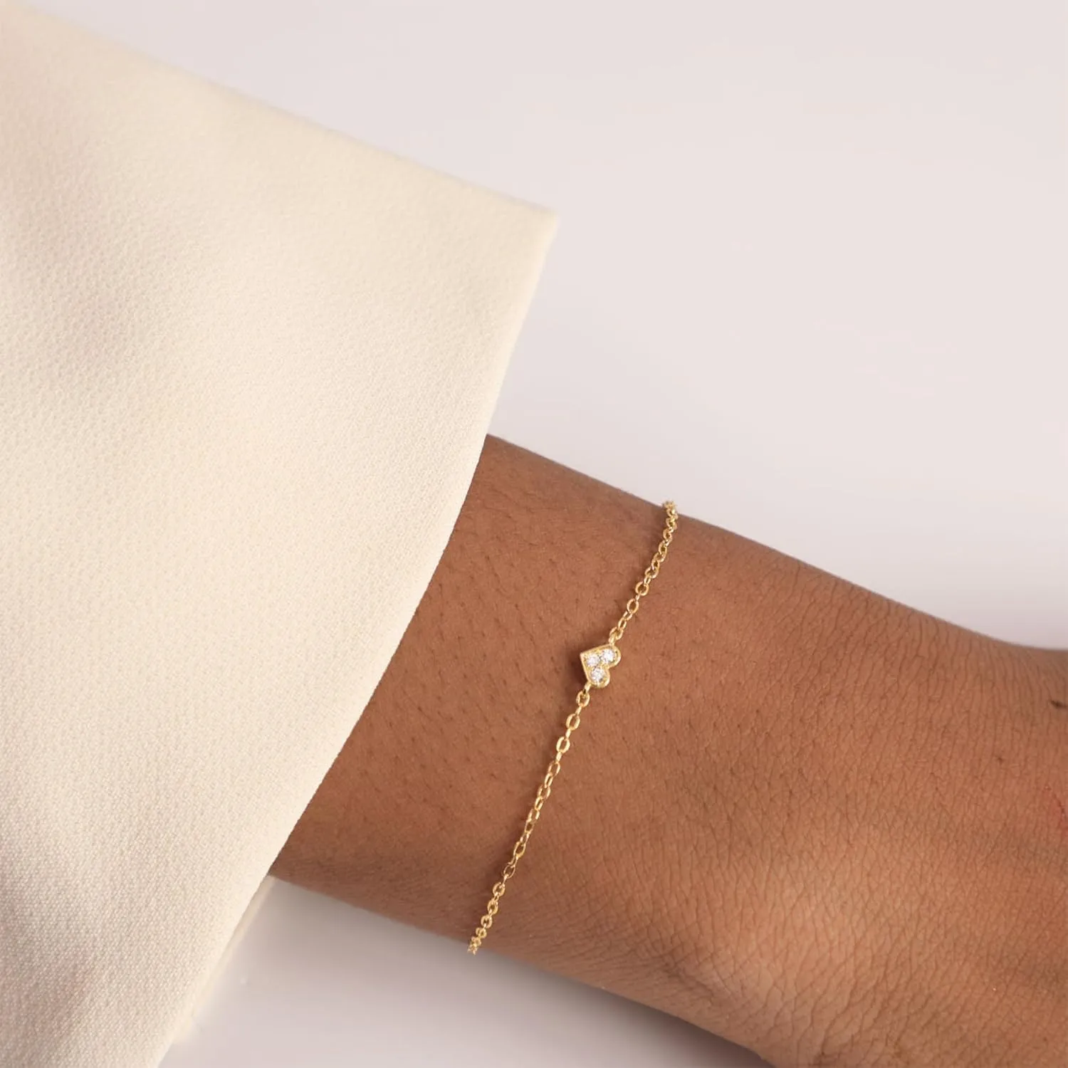 Dainty Gold Bracelets for Women Cute Tiny Sideways Cross Bracelets Delicate Heart-Shaped Bracelet Cute Handmade Wedding Jewelry Gift