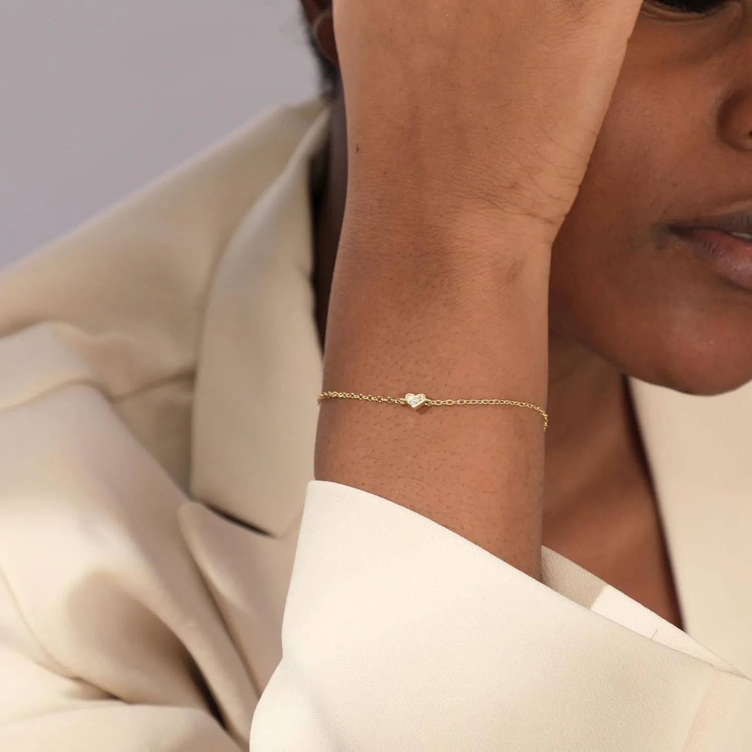 Dainty Gold Bracelets for Women Cute Tiny Sideways Cross Bracelets Delicate Heart-Shaped Bracelet Cute Handmade Wedding Jewelry Gift