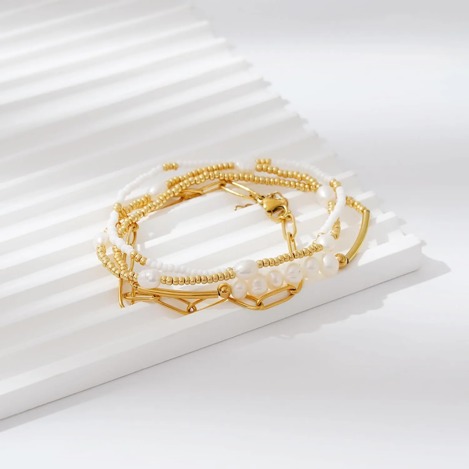 Dainty Gold Pearl Crystal Beaded Bracelets Set for Women 14K Real Gold Plated Bead Pearl Crystal Beads Bracelet Stackable Paperclip Link Chain Bracelets Gold Bracelets for Women Trendy Jewelry