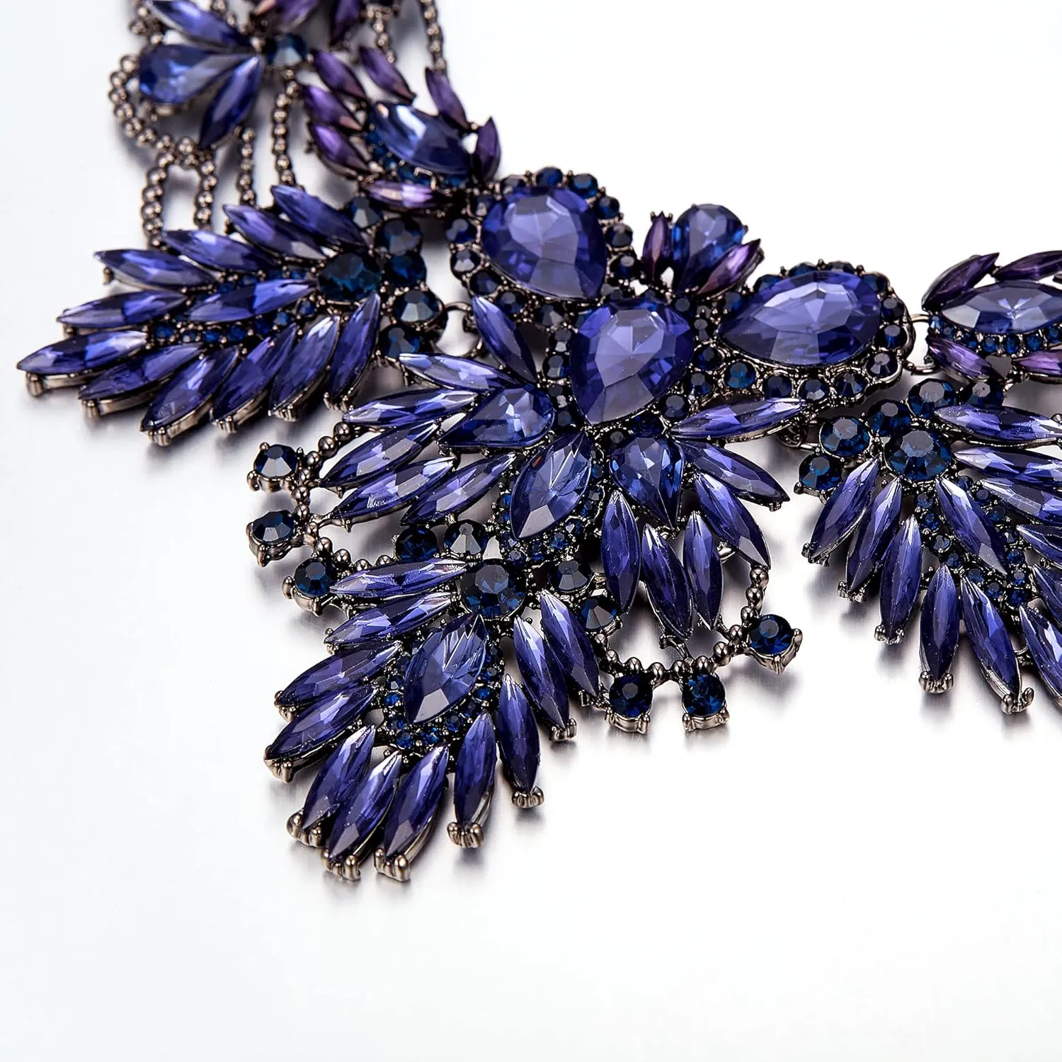 Flyonce Chunky Statement Collar Necklace for Women Rhinestone Crystal Vintage Floral Leaf Drop Costume Jewelry