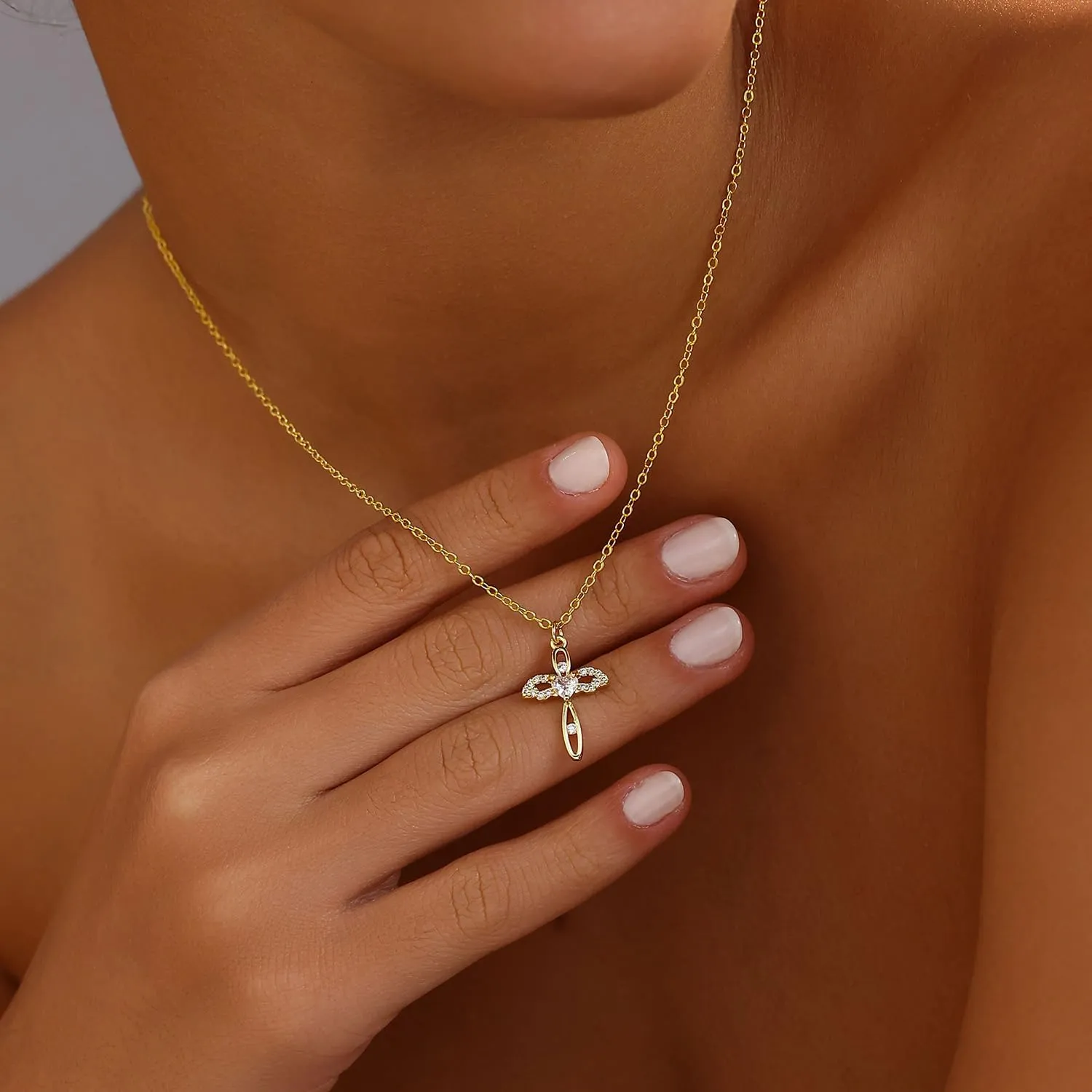 Gold Cross Necklaces for Women Trendy,Dainty Gold Necklace 14K Gold Plated Cross Pendant Necklace With Zircon Small Cute Gold Necklace Simple Cross Necklaces Charm Gold Jewelry for Women