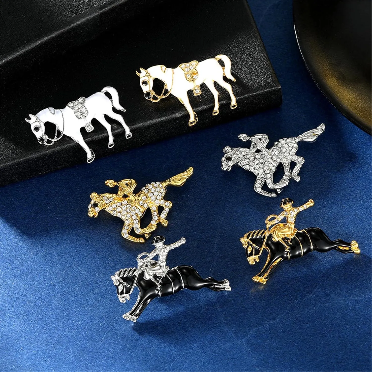 Horse Brooch for Horse Lover Race Horse Brooch Fashion Shining Rhinestone Horse Animal Brooch Pin Party Dress Clothing Accessory