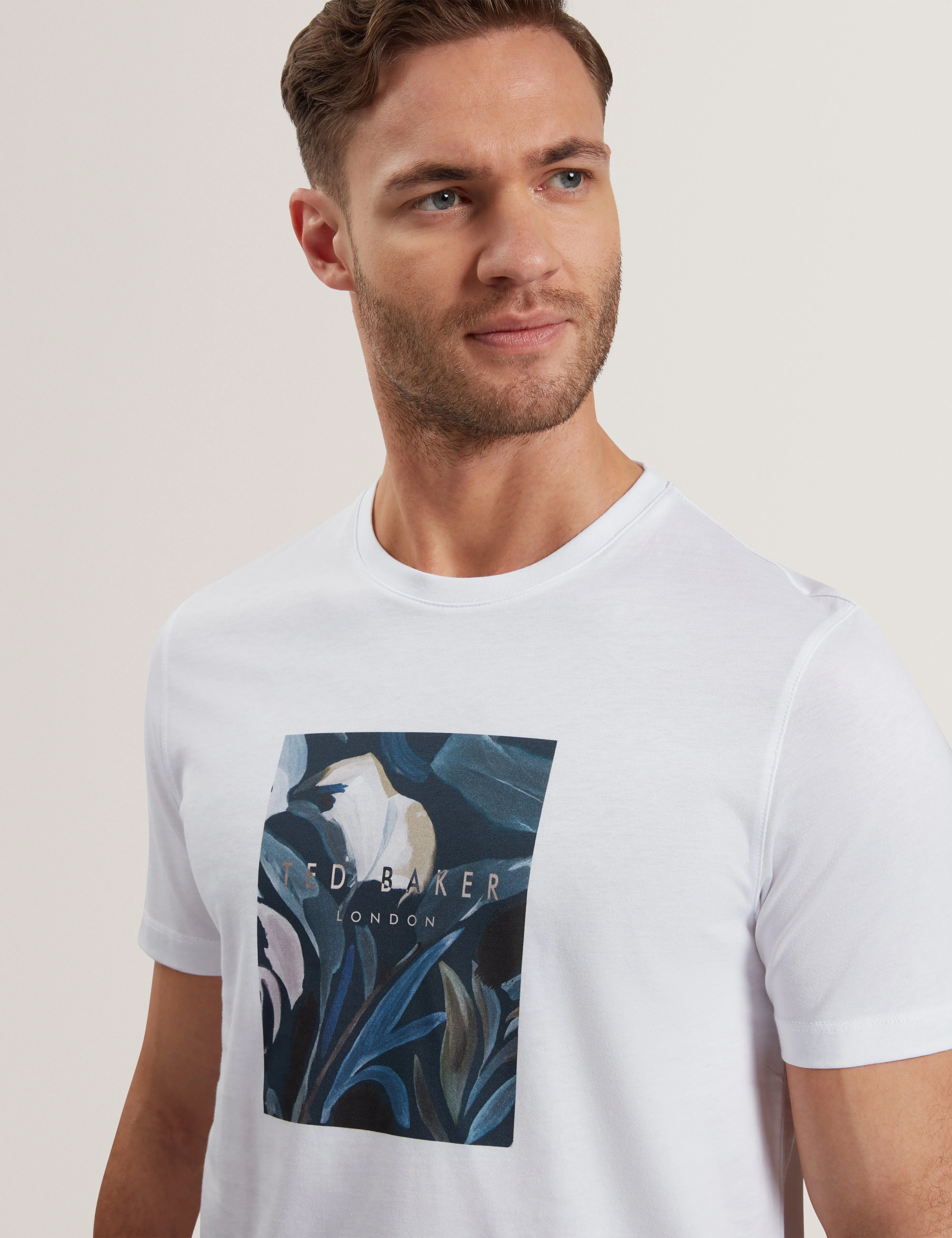 Justino Short Sleeve Box Print Graphic T-Shirt White