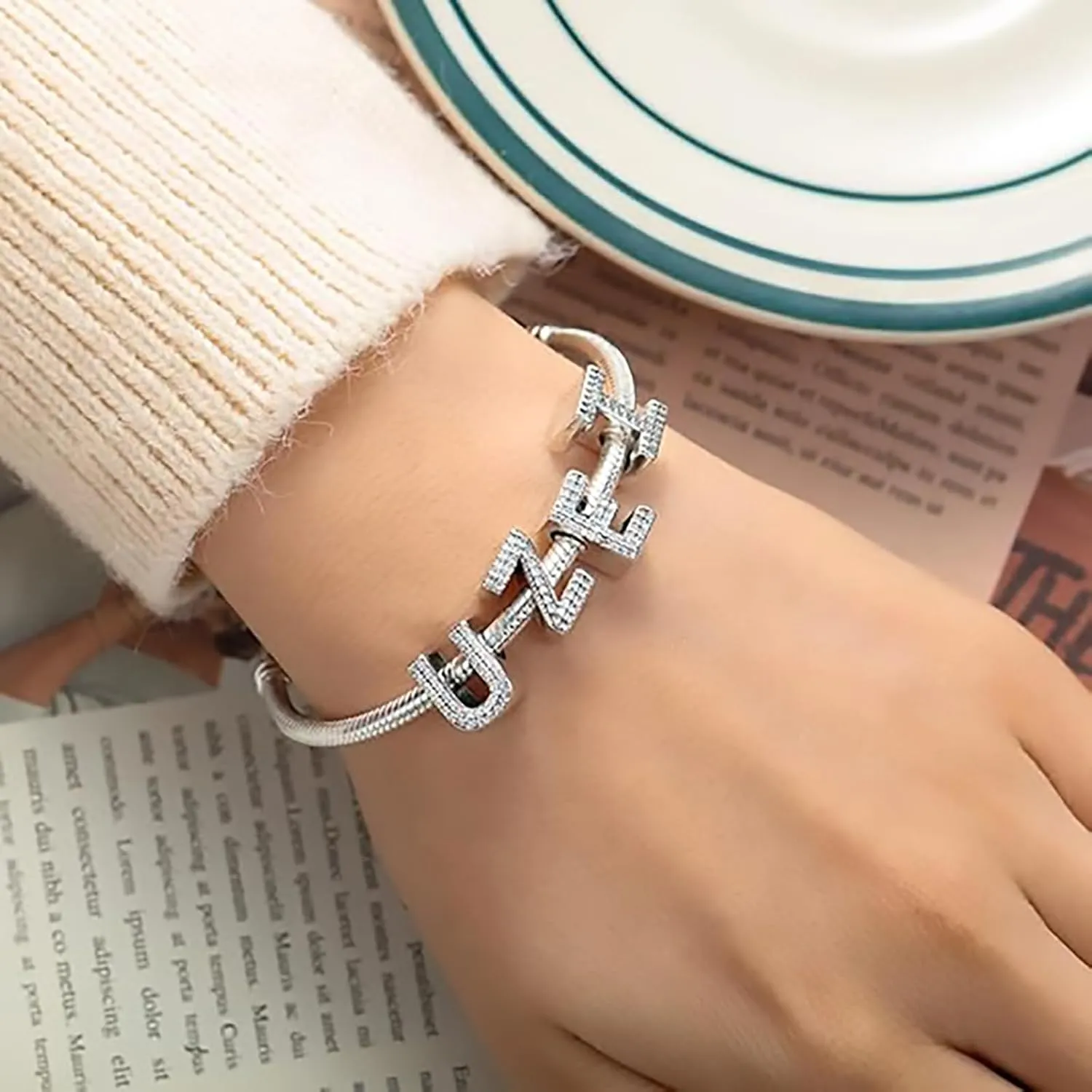 Letter Charms Fits Pandora Bracelets S925 Sterling Silver Initial Charms for Bracelets Alphabet A-Z Letters Bead Bracelets Necklace Pendent with Cubic Zirconia for Women Birthday Ceremony DIY Jewelry