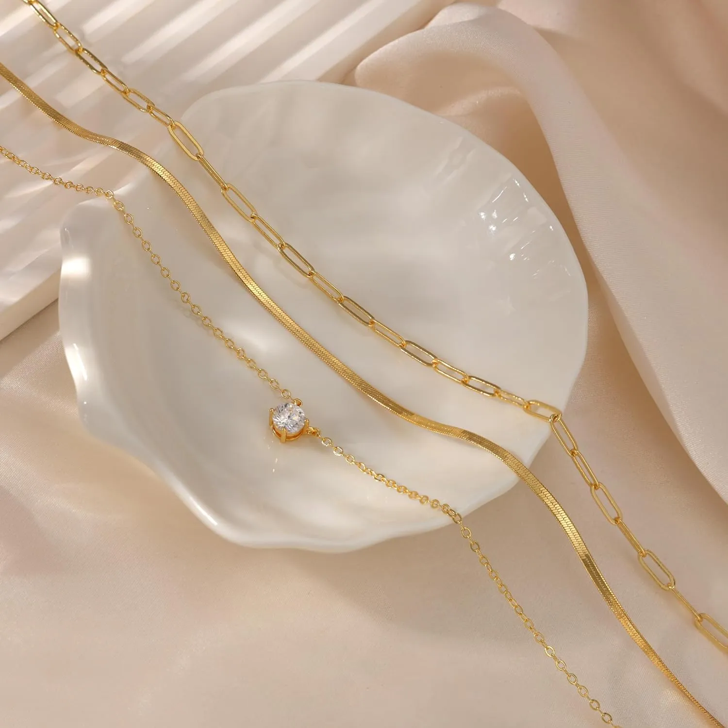 MBW Gold Layered Set Necklaces for Women, Dainty 14K Gold Plated Layered CZ Pendant Necklaces Simple Gold Herringbone Snake Choker Cuban Link Paperclip Chain Necklace Jewelry Sets for Women Girls