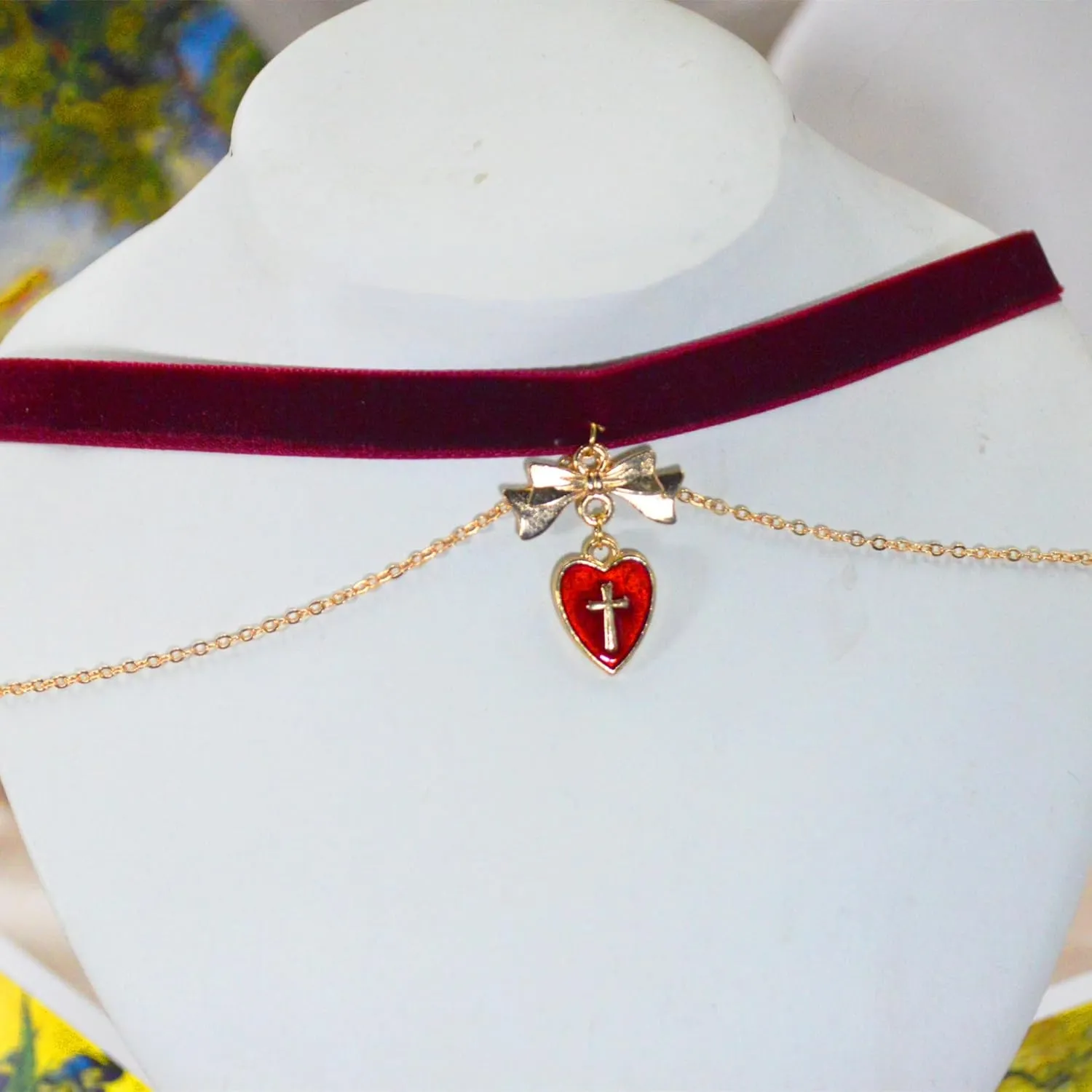 MOMOCAT Black Velvet Red Pendant Choker Necklace for Women Gothic Lace Chokers Necklace Witch Bride Vampire Accessories Aesthetic kawaii Jewelry for Women Teen Girls