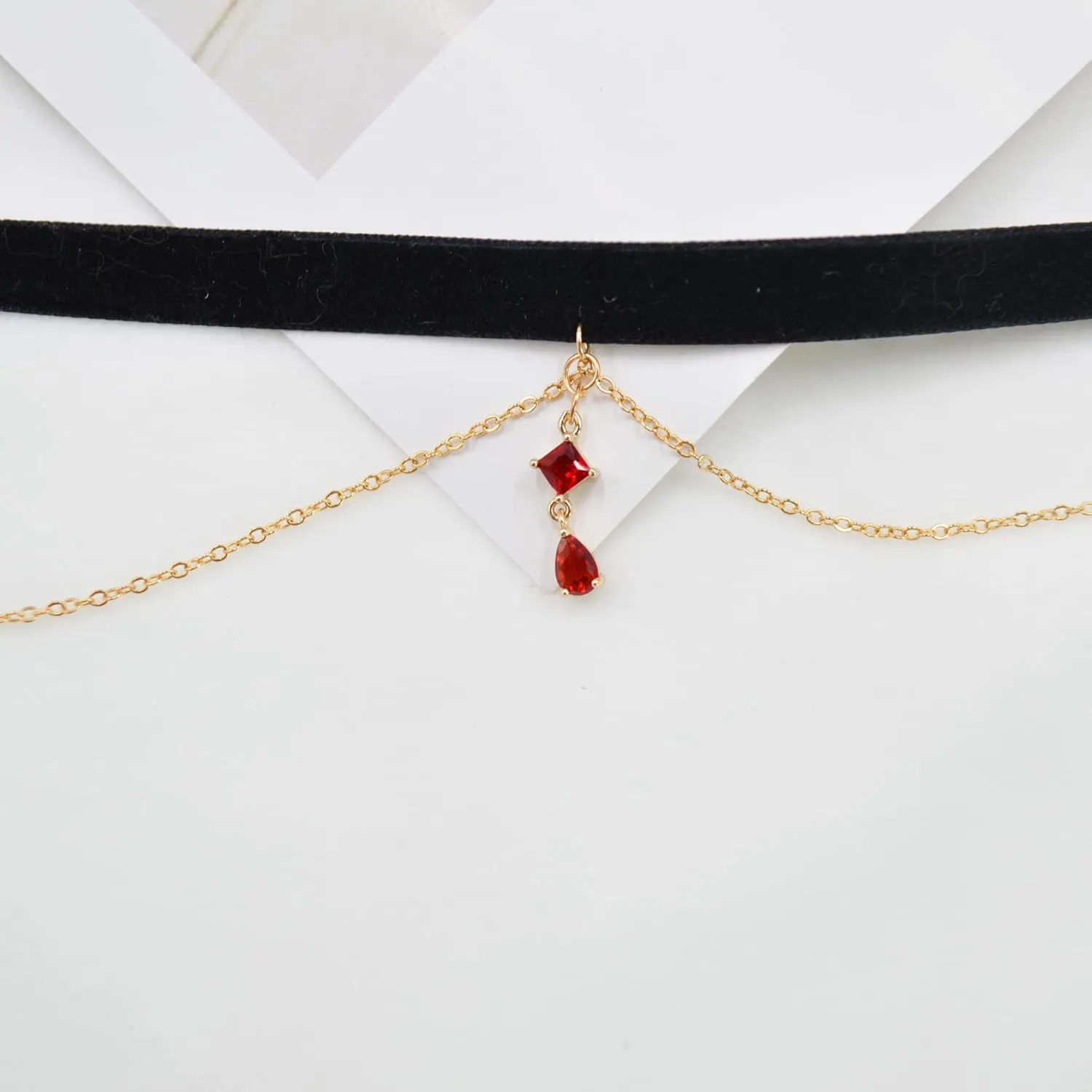 MOMOCAT Black Velvet Red Pendant Choker Necklace for Women Gothic Lace Chokers Necklace Witch Bride Vampire Accessories Aesthetic kawaii Jewelry for Women Teen Girls