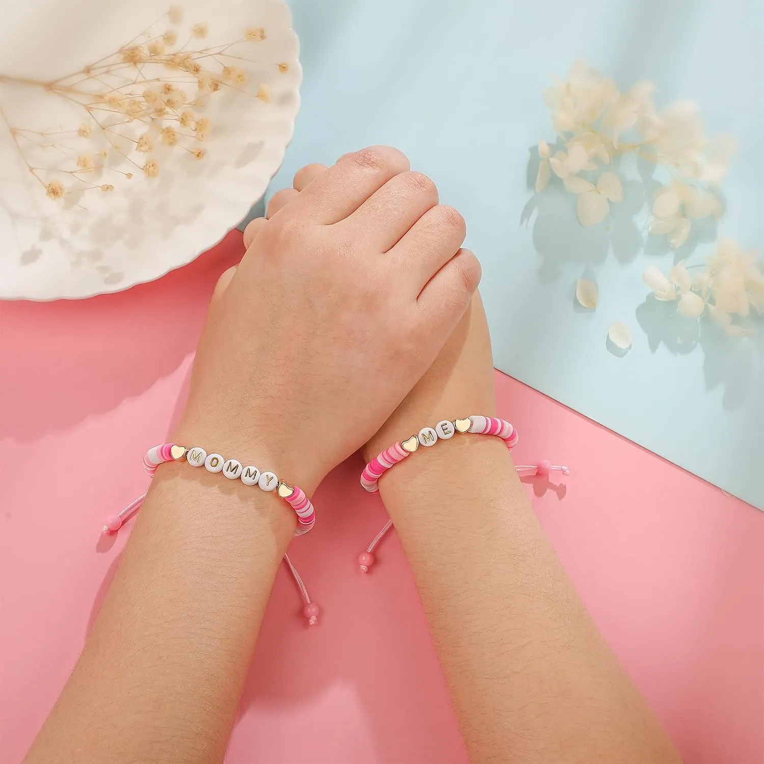 Mothers Day Gifts for Mom Daughter, 2ps Matching Beaded Heart Bracelets Jewelry for Mother Daughter/Mommy and Me/Mama Mini