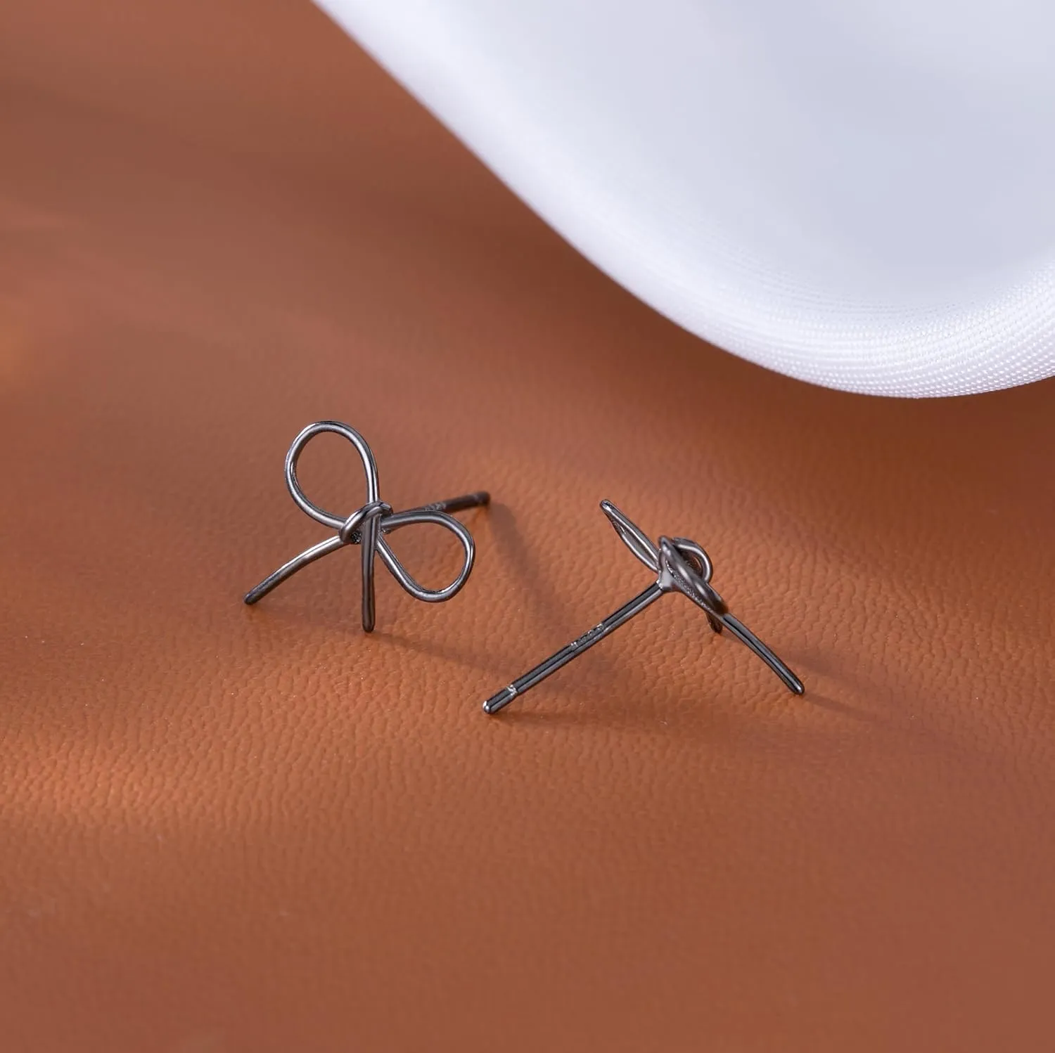 Reffeer Solid 925 Sterling Silver Bow Stud Earrings for Women Teens Ribbon Stud Earrings Bowknot