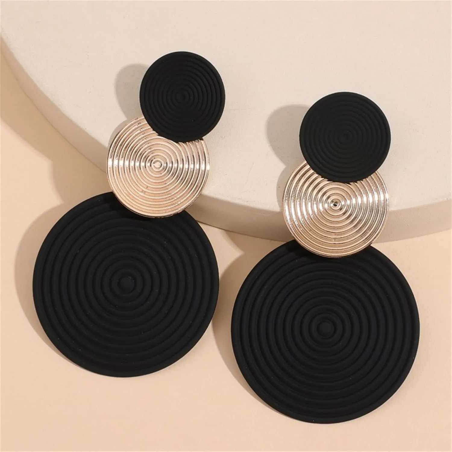 Retro 80s Neon Earrings Round Disc Dangle Drop Earrings for Women Lightweight Bohemia Statement Geometric Round Earring Fashion Accessories 80s Jewelry Costume Party