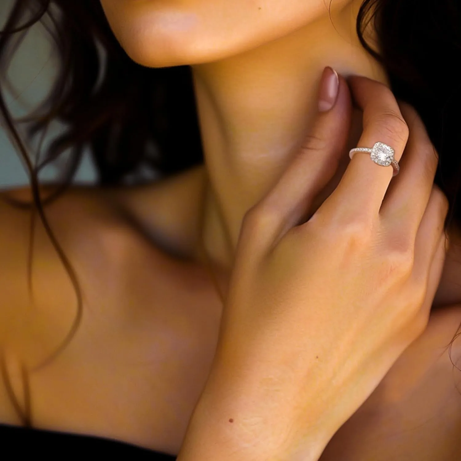 UFOORO Rings for Women, Promise Rings for Her, Christmas Gifts, Engagement Rings for Women Solitaire Crystal Wedding Rings for Her Fake Diamond Ring Christmas Gifts for Her