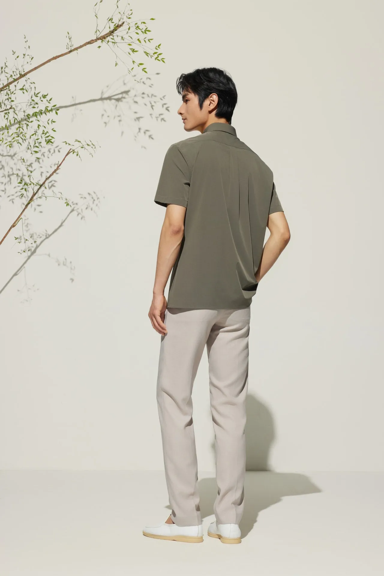 Water Repellent Poplin Smart Fit Short Sleeve Casual Shirt