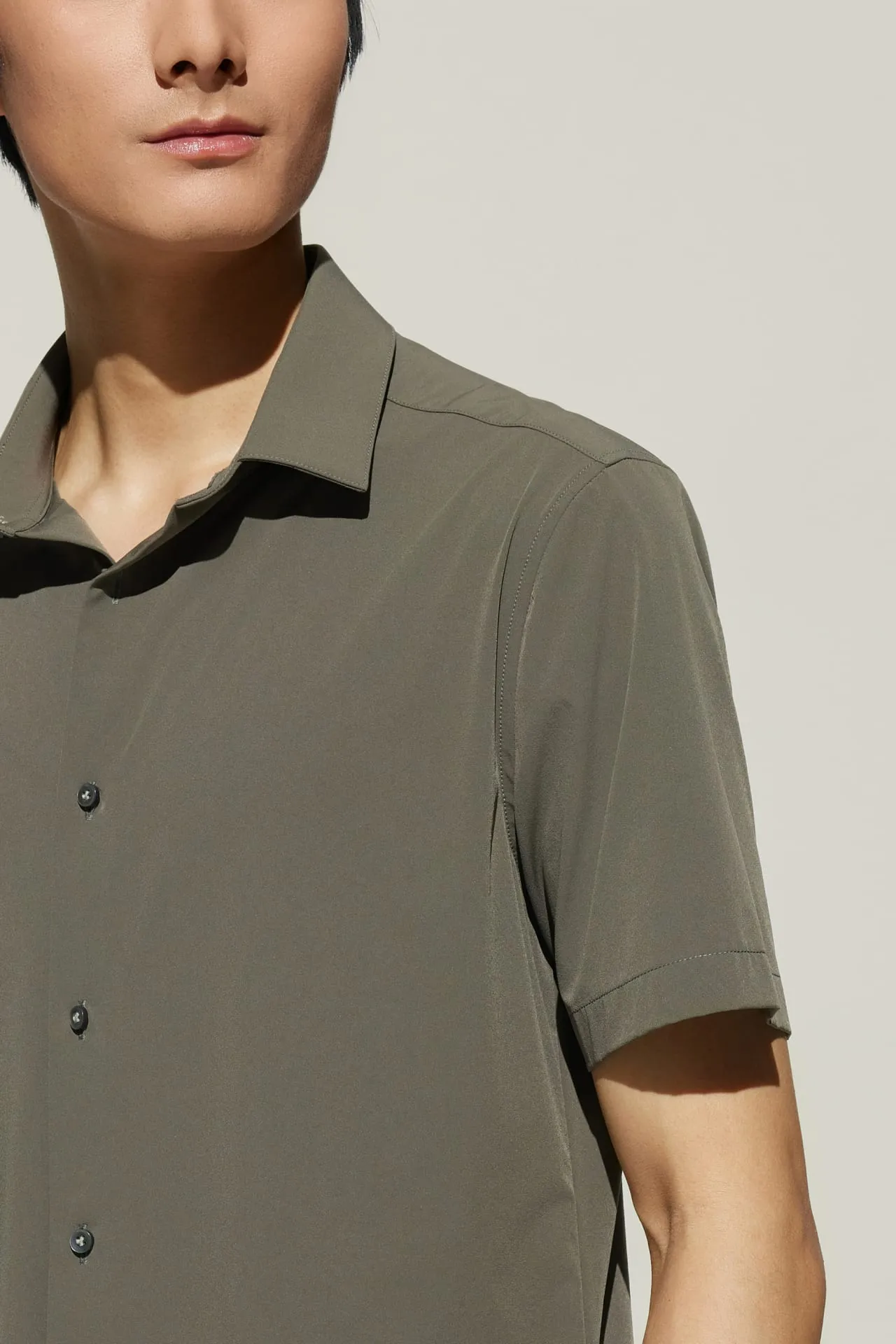 Water Repellent Poplin Smart Fit Short Sleeve Casual Shirt