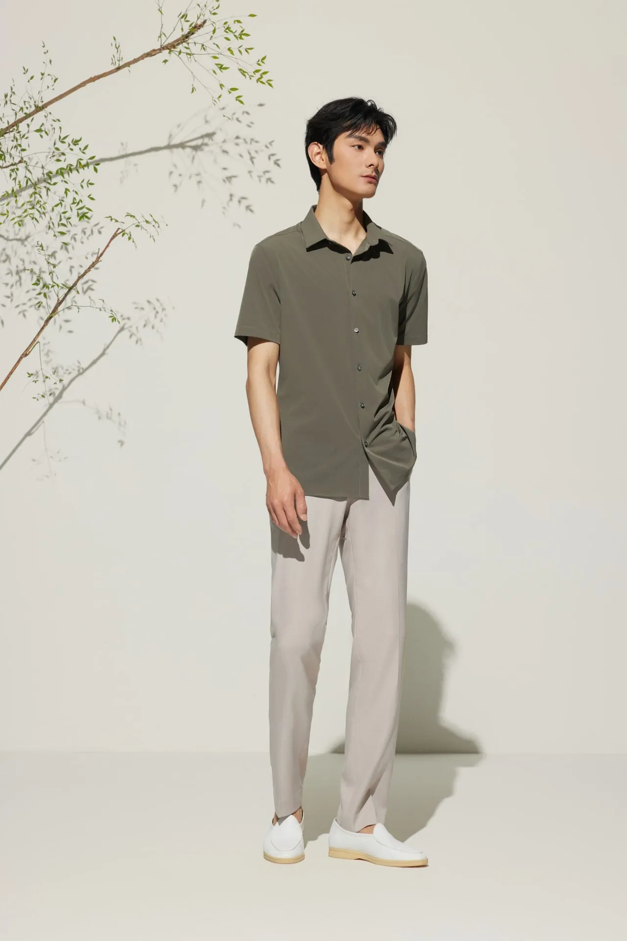 Water Repellent Poplin Smart Fit Short Sleeve Casual Shirt