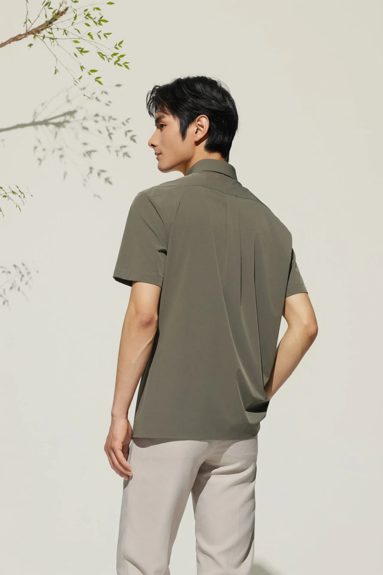 Water Repellent Poplin Smart Fit Short Sleeve Casual Shirt