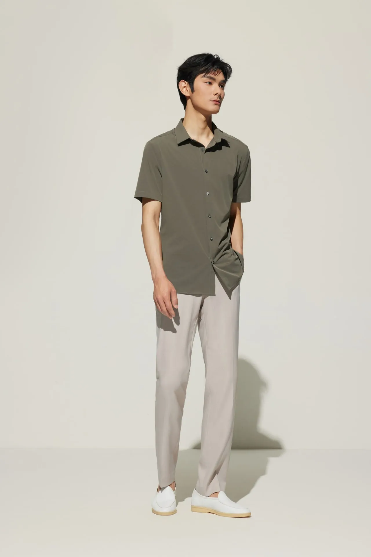 Water Repellent Poplin Smart Fit Short Sleeve Casual Shirt