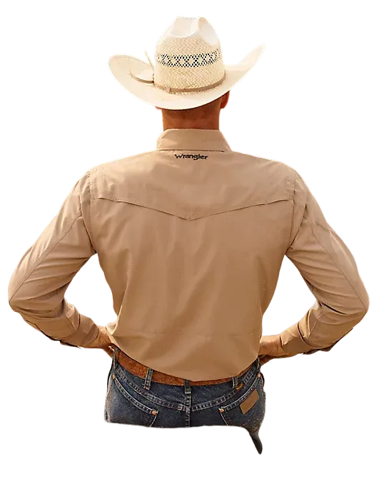 Wrangler Men's  Performance Snap Long Sleeve Solid Shirt