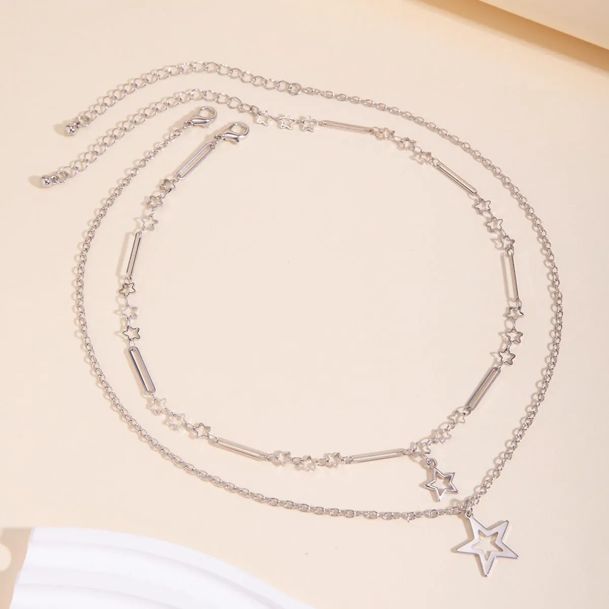 Y2k Star Necklace Star Grunge Punk Aesthetic Layered Necklace Boho Choker Necklaces Statement Silver Necklace Chain Jewelry for Women Christmas New Year Jewelry Gift