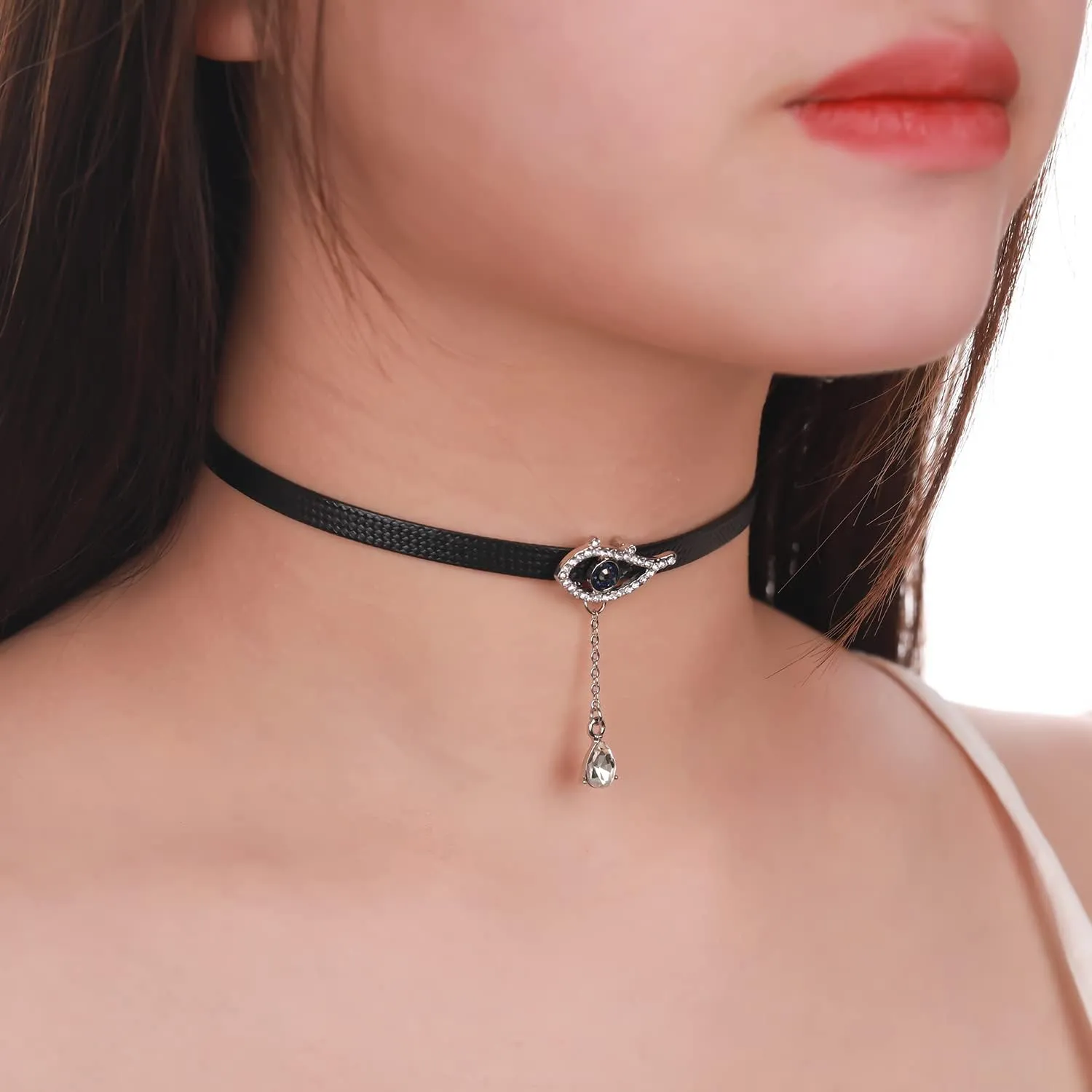 Yonhon Black Choker Necklace for Women,Gold/Siver Tone Choker Necklace with Elegant Pendant