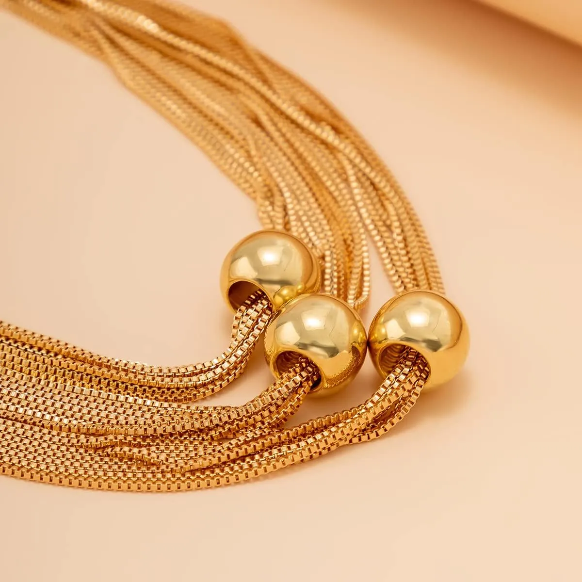 ZMANYIJEW Chunky Gold Silver Choker Necklace for Women Fashion Thick Snake Bone Chain Gold Thick Twisted Necklace Layered Geometric Sphere Gold Necklaces for Women Trendy